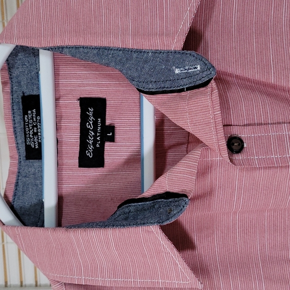 Pink Short Sleeve Button-up Shirt - Picture 5 of 7